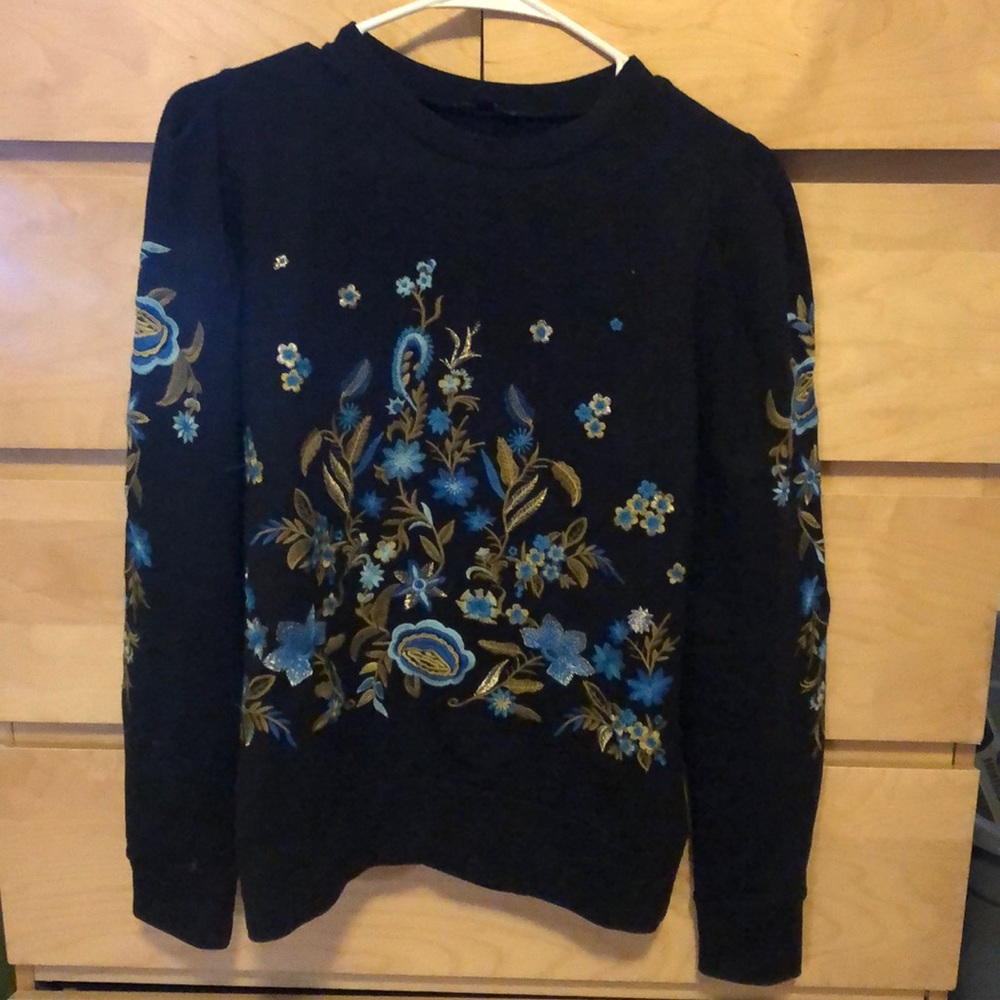 Black floral embroidered sweatshirt